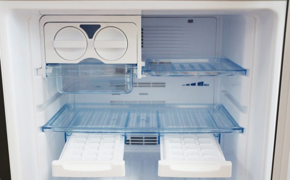 Giá tủ lạnh mini không đóng tuyết bao nhiêu tiền?